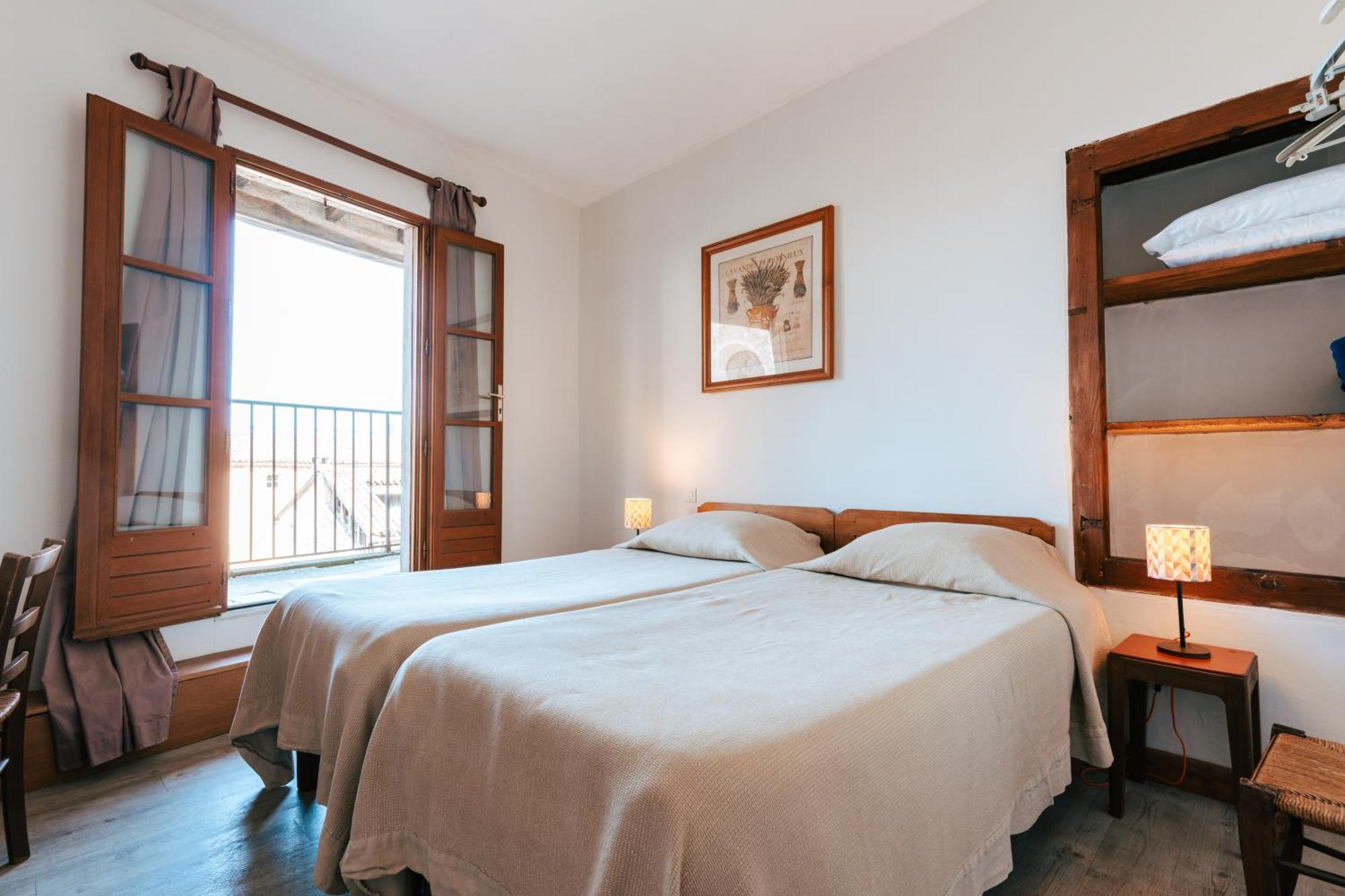 Hotel Des Consuls Castelnau-de-Montmiral ภายนอก รูปภาพ